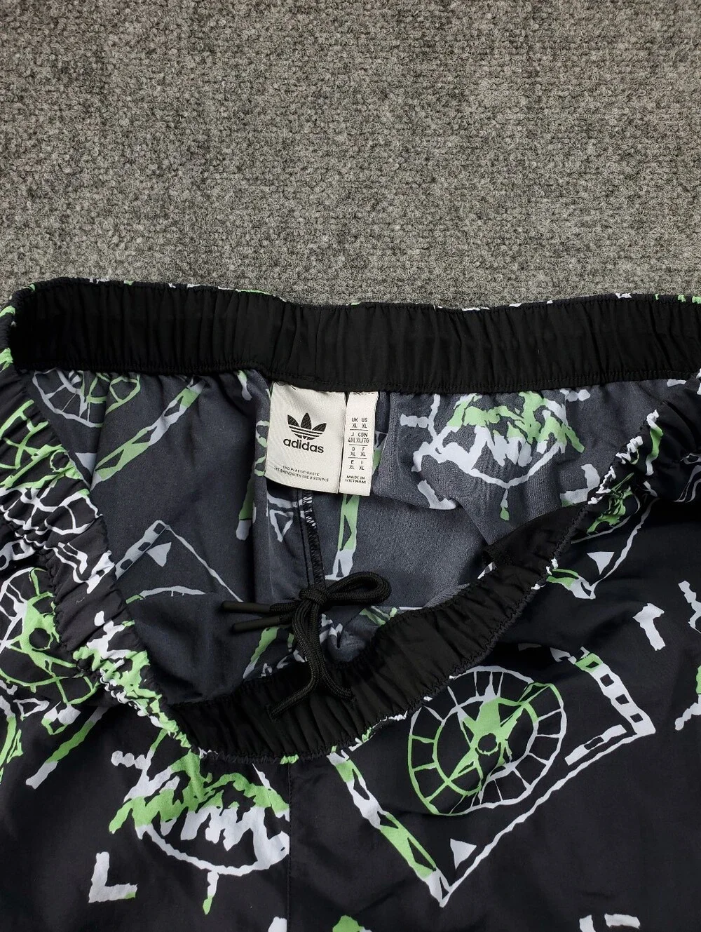 Adidas Originals Adventure All Over Print Cargo Pants XL Black Green Compass